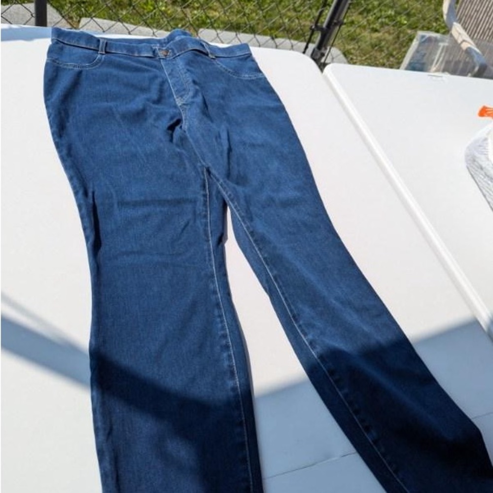 Women’s Jeans/Leggings XL (16-18)